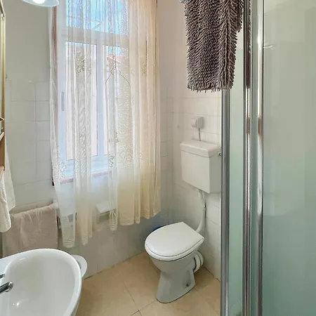 2 Bedroom Amazing In A Coruna