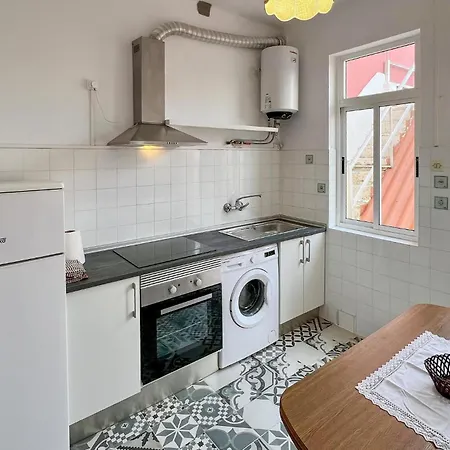 Apartment 2 Bedroom Amazing In *